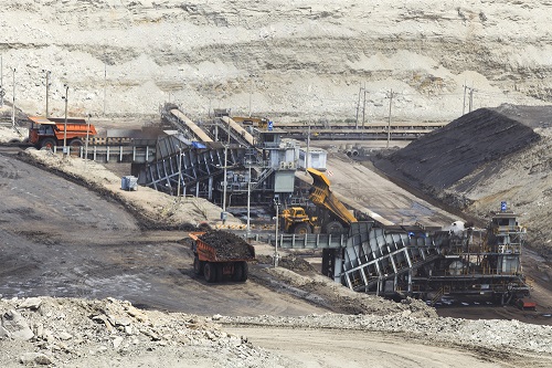 铜尾矿变身路基材料：从特性优化到成型应用